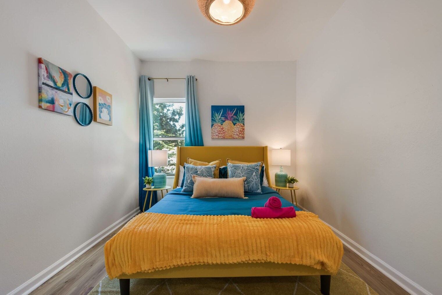 Building Photo - 5624 Eastside Ave