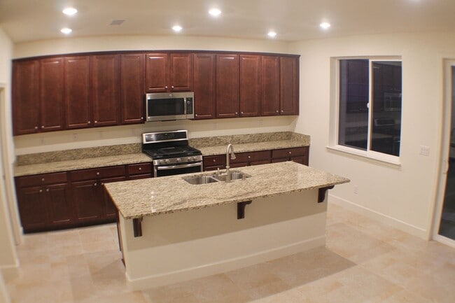Building Photo - Lennar Home for Rent in Damante Ranch