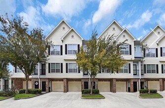 Building Photo - 9200 Westheimer Rd