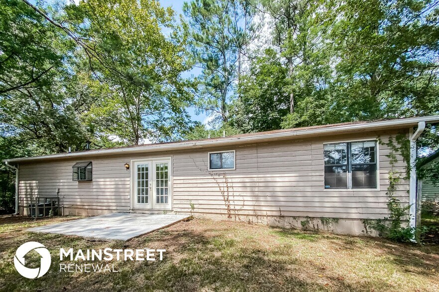 Building Photo - 8202 Winewood Ct