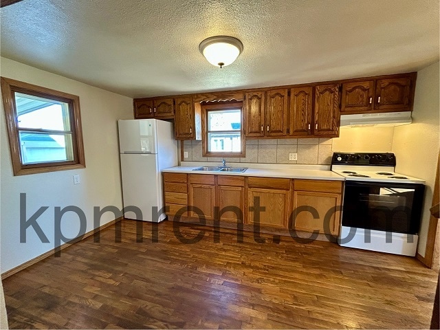 Building Photo - 2113 Oakland Ave E