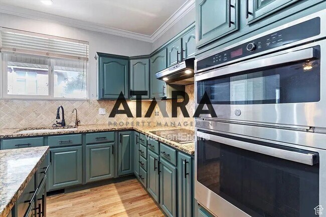 Building Photo - 154 W 1100 N