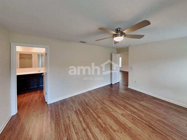 Building Photo - 4351 Seven Canyons Dr