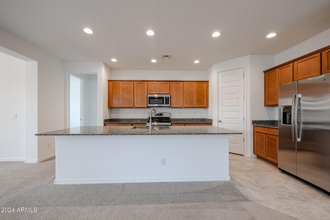 Building Photo - 8752 W Medlock Dr