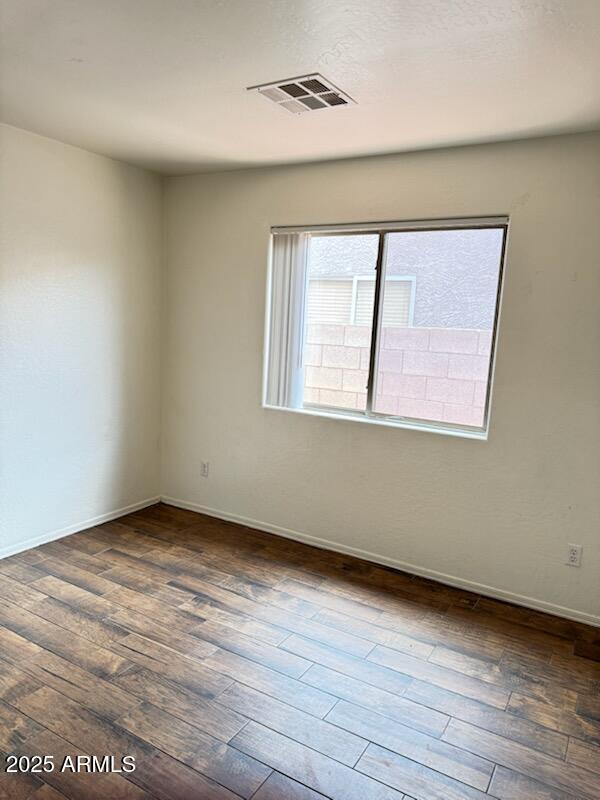 Building Photo - 2529 W Darrel Rd