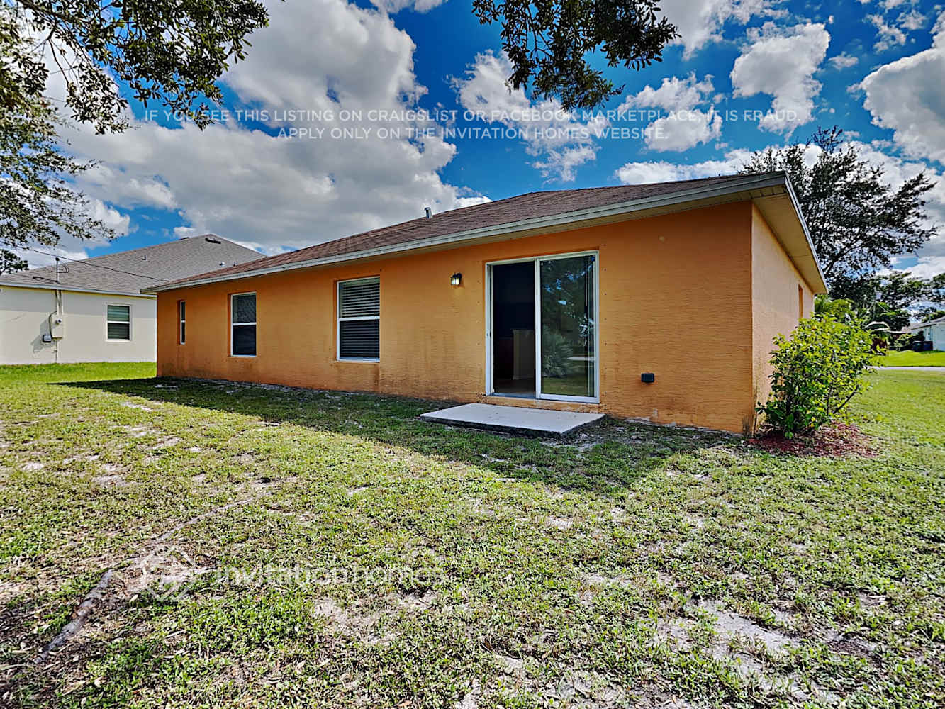 Building Photo - 1389 SW Prairie Cir