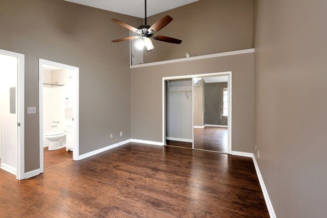 Building Photo - Charming 2BR Condo in Alpharetta