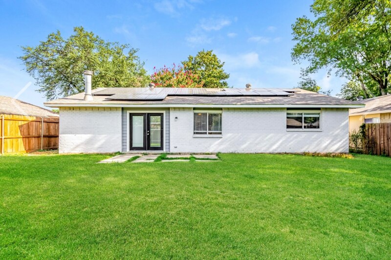 Building Photo - 1410 Meridian Way