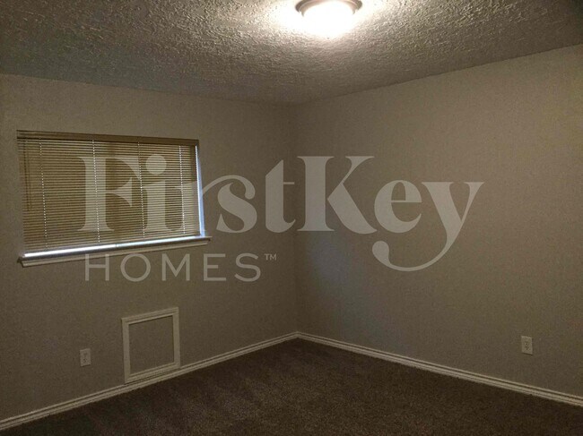 Building Photo - 12906 Elmington Ct