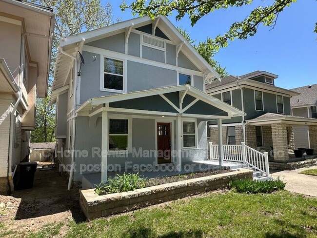 Building Photo - 5105 Walnut St