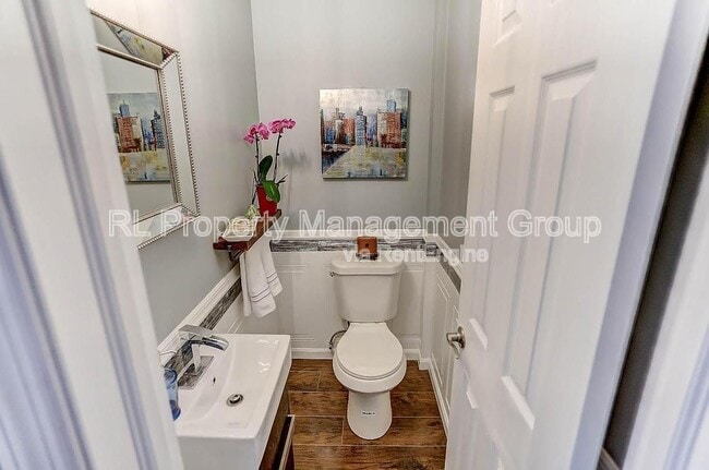Building Photo - 4714 Merrifield Pl