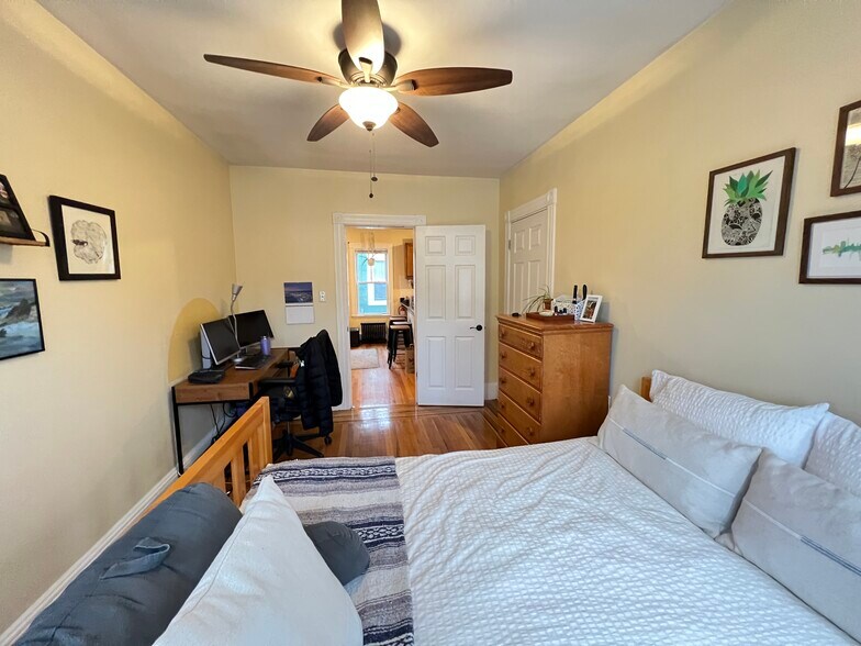 Building Photo - 44 Gorham St