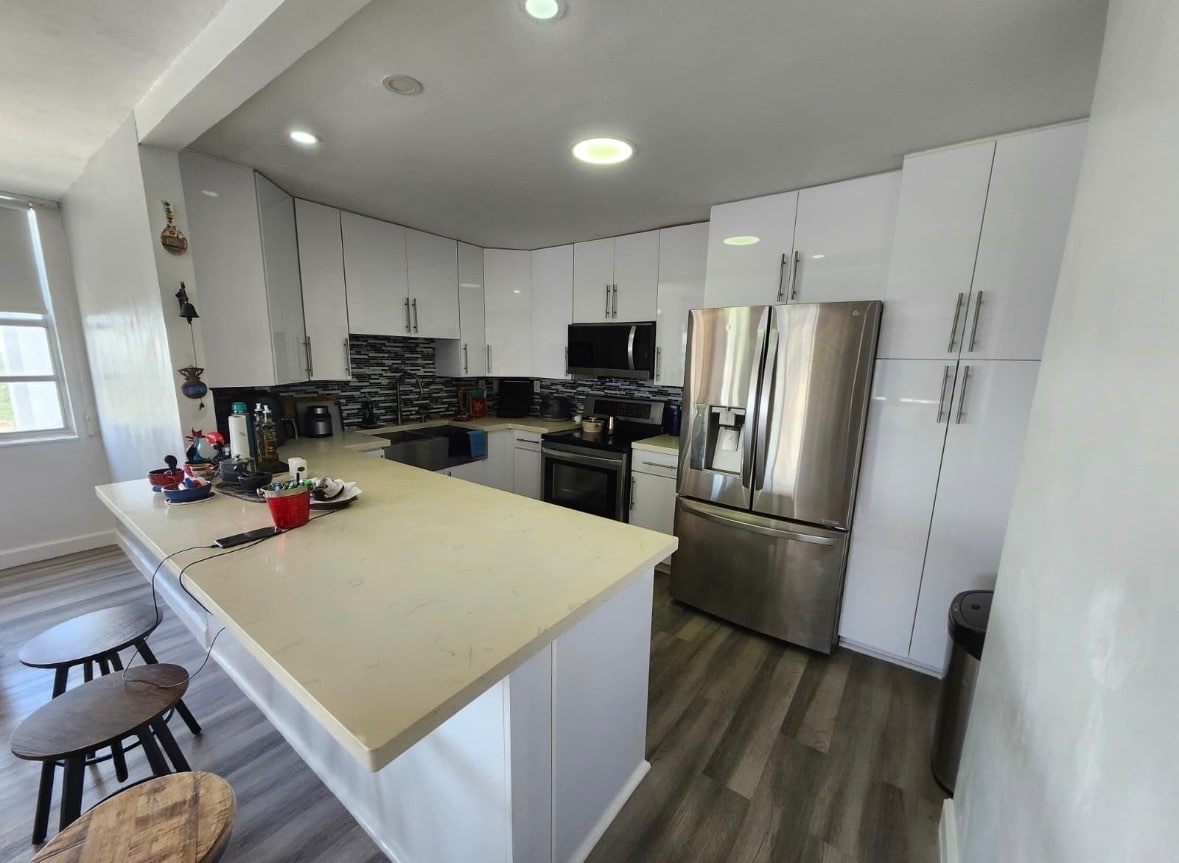 Building Photo - 2750 NE 183rd St