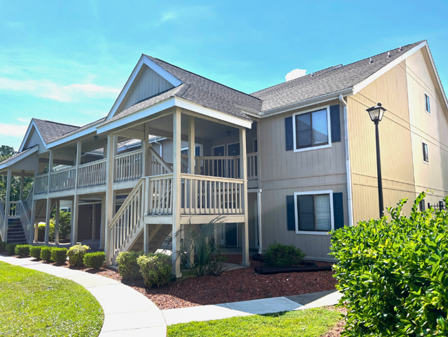 Primary Photo - First Floor, 2 Bed, 2 Bath Condo in Surfsi...