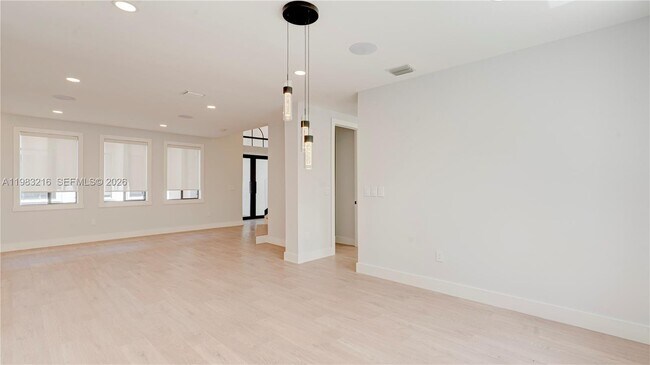 Building Photo - 7956 SW 195th St