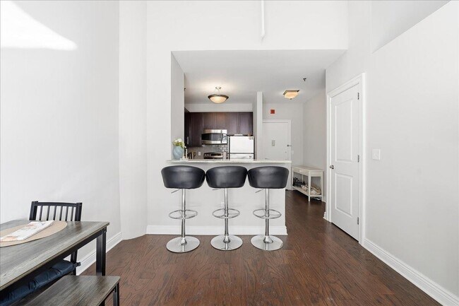 Building Photo - 1500 Hudson St