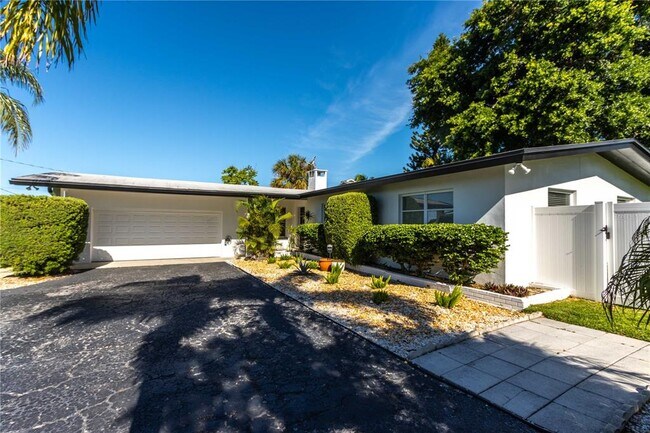 Building Photo - 3997 Mckay Creek Cir