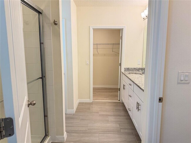 Building Photo - 16128 Mangrove Rd