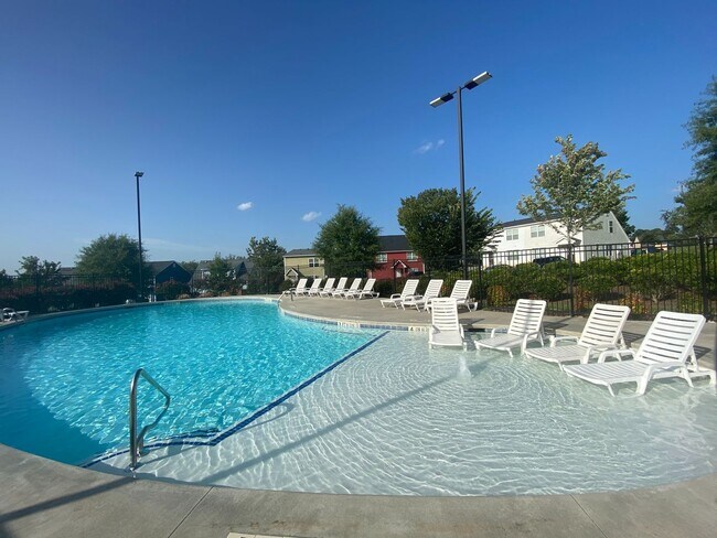 Building Photo - PRE-LEASING FOR AUGUST 2 2026! 1/2 Off Deposit!