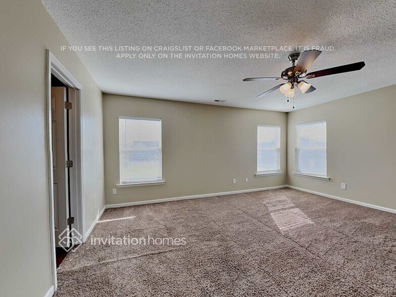 Building Photo - 6113 Mansura Dr