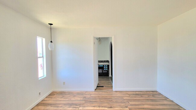 Building Photo - CAL VEGAS RANCHOS - W. Irons