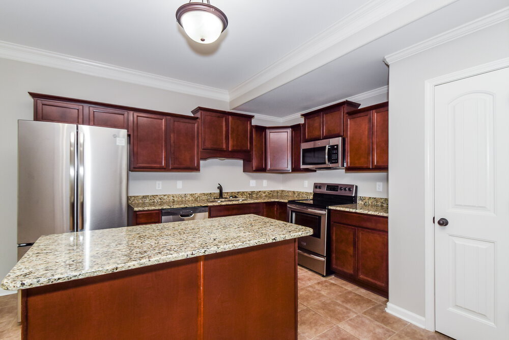 Building Photo - 125 Clay Hills Dr