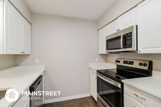 Building Photo - 1456 Coronet Dr