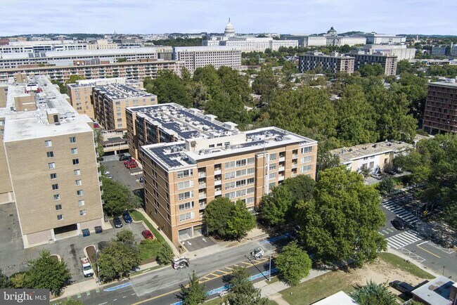 Building Photo - 355 I St SW