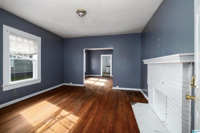 Building Photo - 2518 Ave J