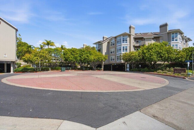 Building Photo - 880 Meridian Bay Ln