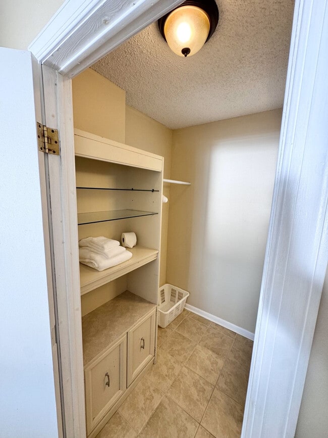 Building Photo - 215 Atlantic Ave