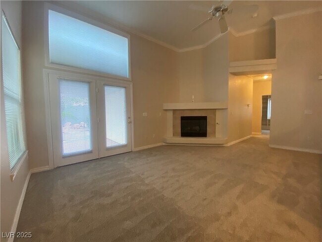 Building Photo - 7833 Hidden Village Ave