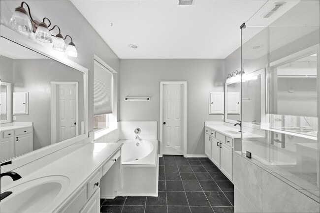 Building Photo - 7531 Fall Creek Bend Ct