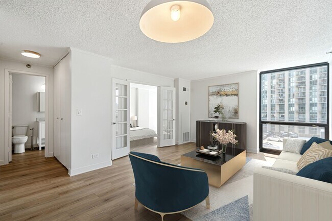 Building Photo - N Clark