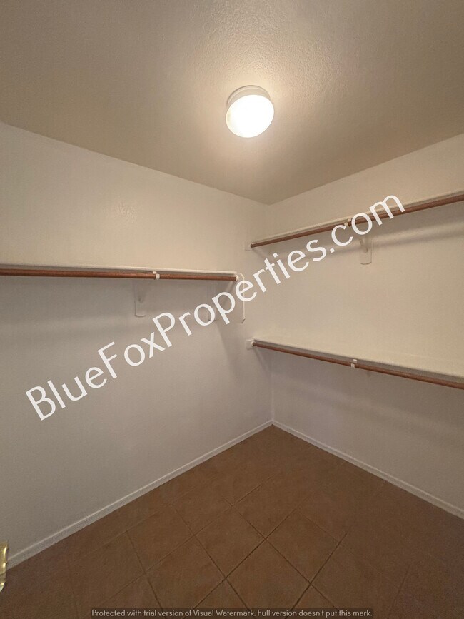 Building Photo - 6756 W Dovewood Way