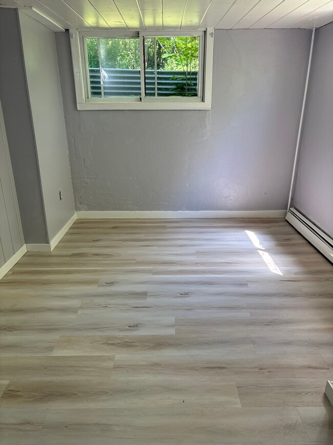 Building Photo - 2806 Madonna Dr
