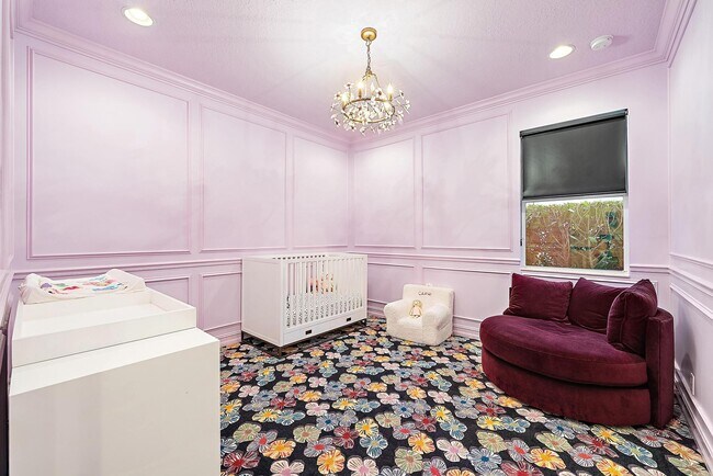 Building Photo - 279 Carina Dr