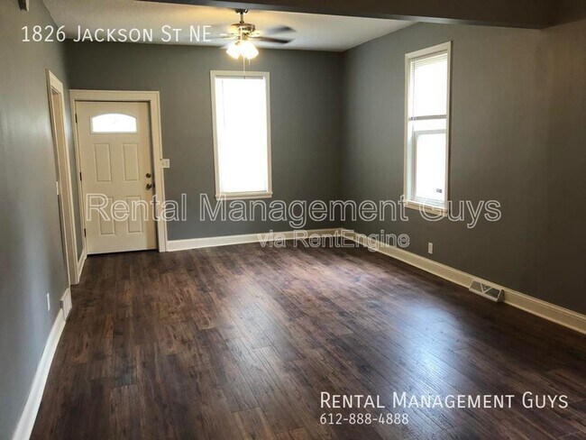 Building Photo - 1826 NE Jackson St