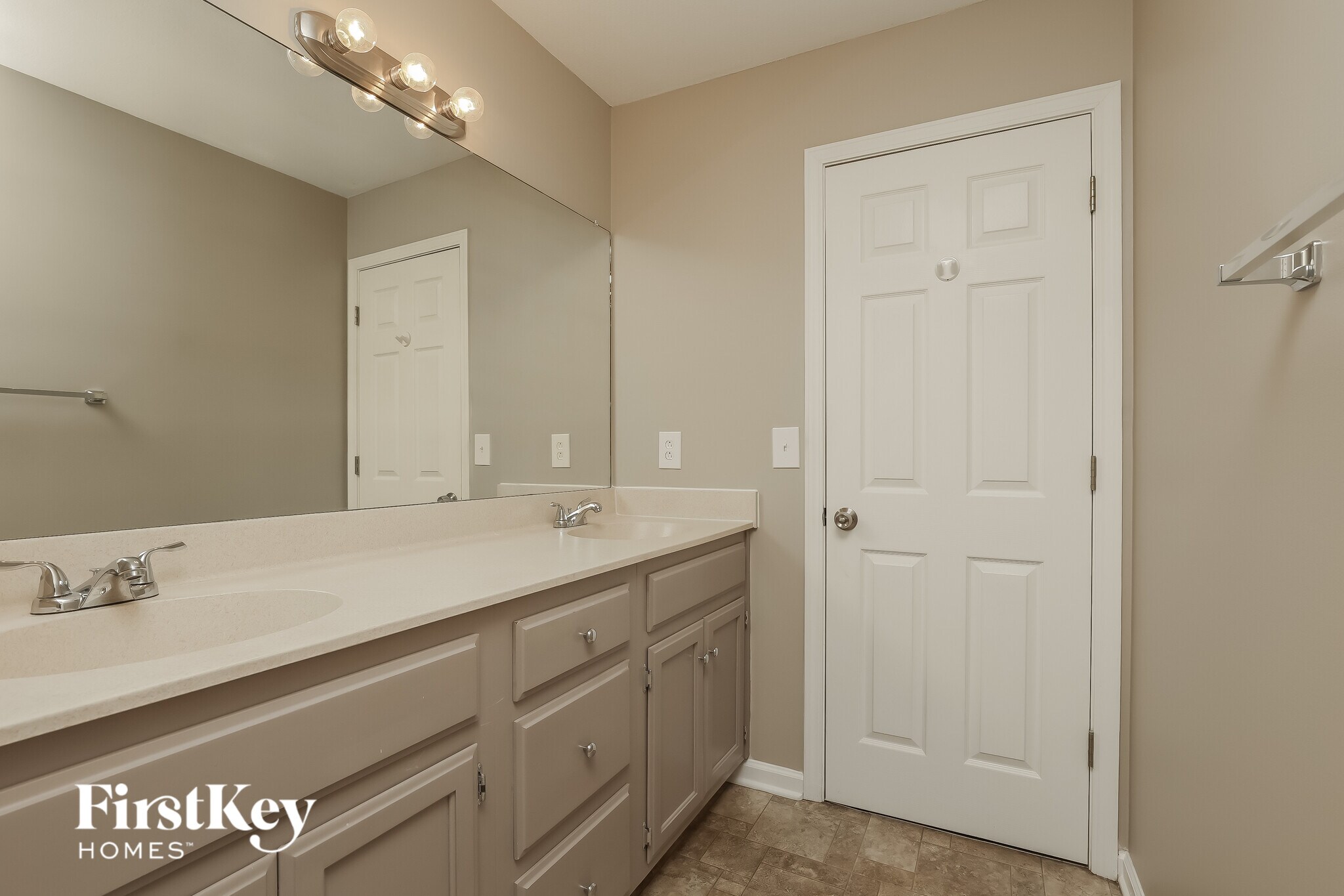 Building Photo - 161 Shady Maple Dr