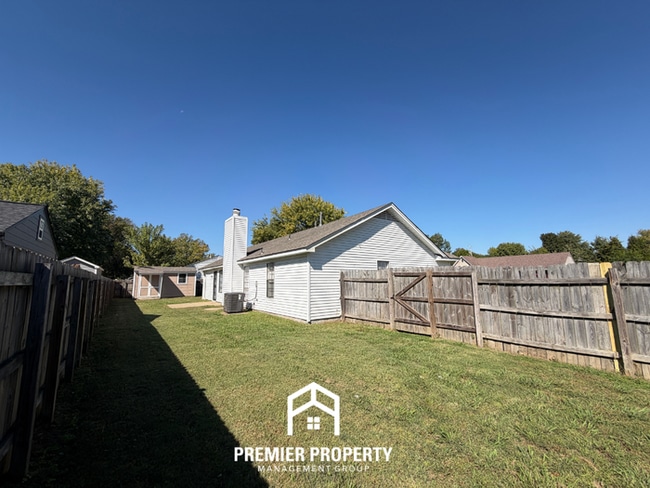 Building Photo - 7143 Markim Dr