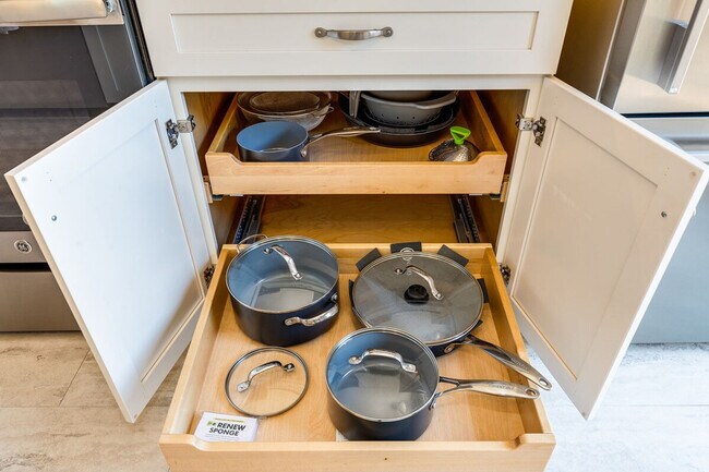 Building Photo - 1706 Warren Ave N