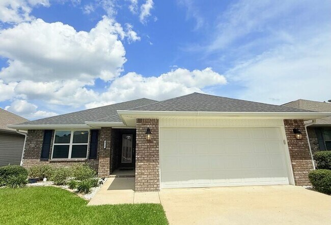 Primary Photo - 4117 Hazelhurst Dr