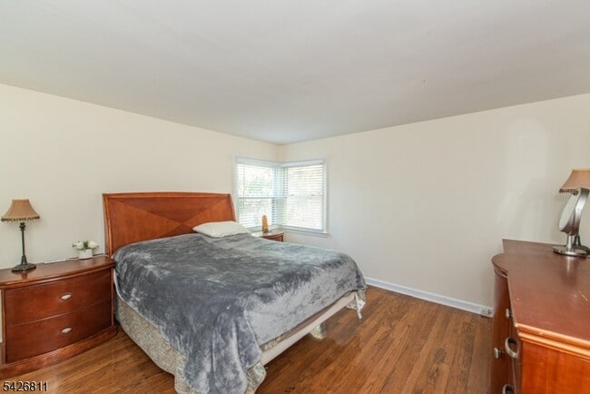 Building Photo - 123 Smull Ave