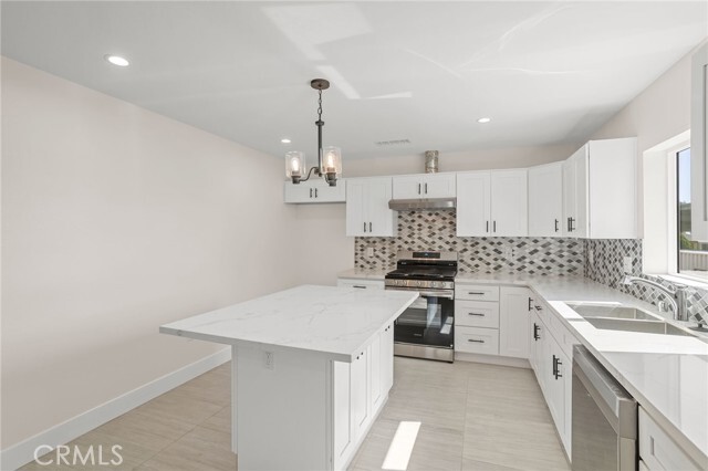 Building Photo - 14815 Country Ln
