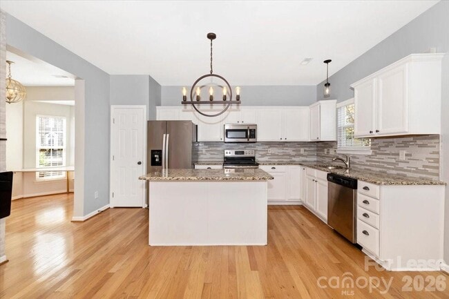 Building Photo - 4102 Christine Ln