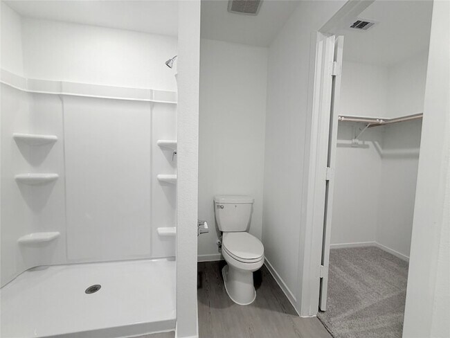 Building Photo - 447 Southern Magnolia Wy