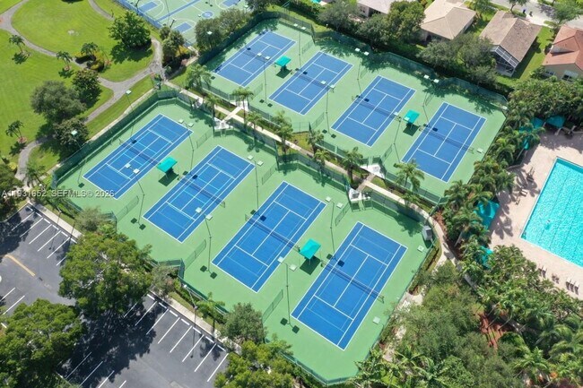 Building Photo - 1302 NW 139th Ave