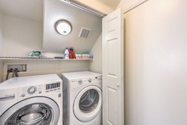 Building Photo - 7832 Blesbok Ct