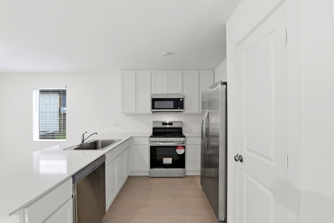 Building Photo - 15227 Abella Dr