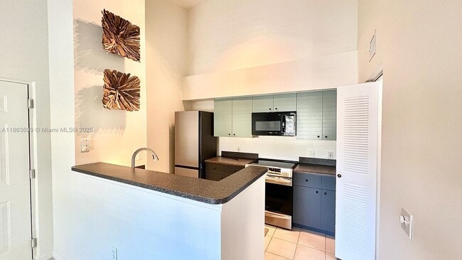 Building Photo - 4081 San Marino Blvd